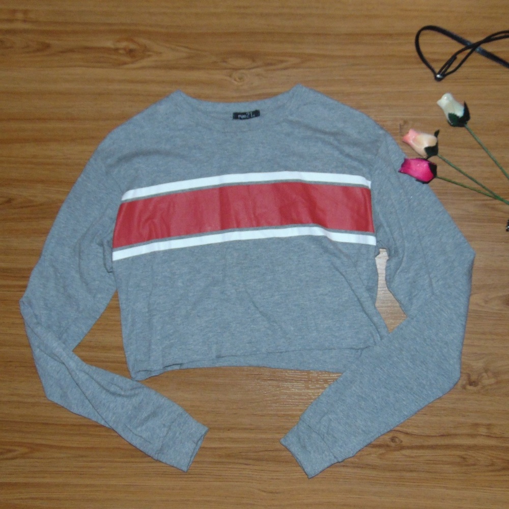 rue21 Crop Top Long Sleeves With Stripe On Front